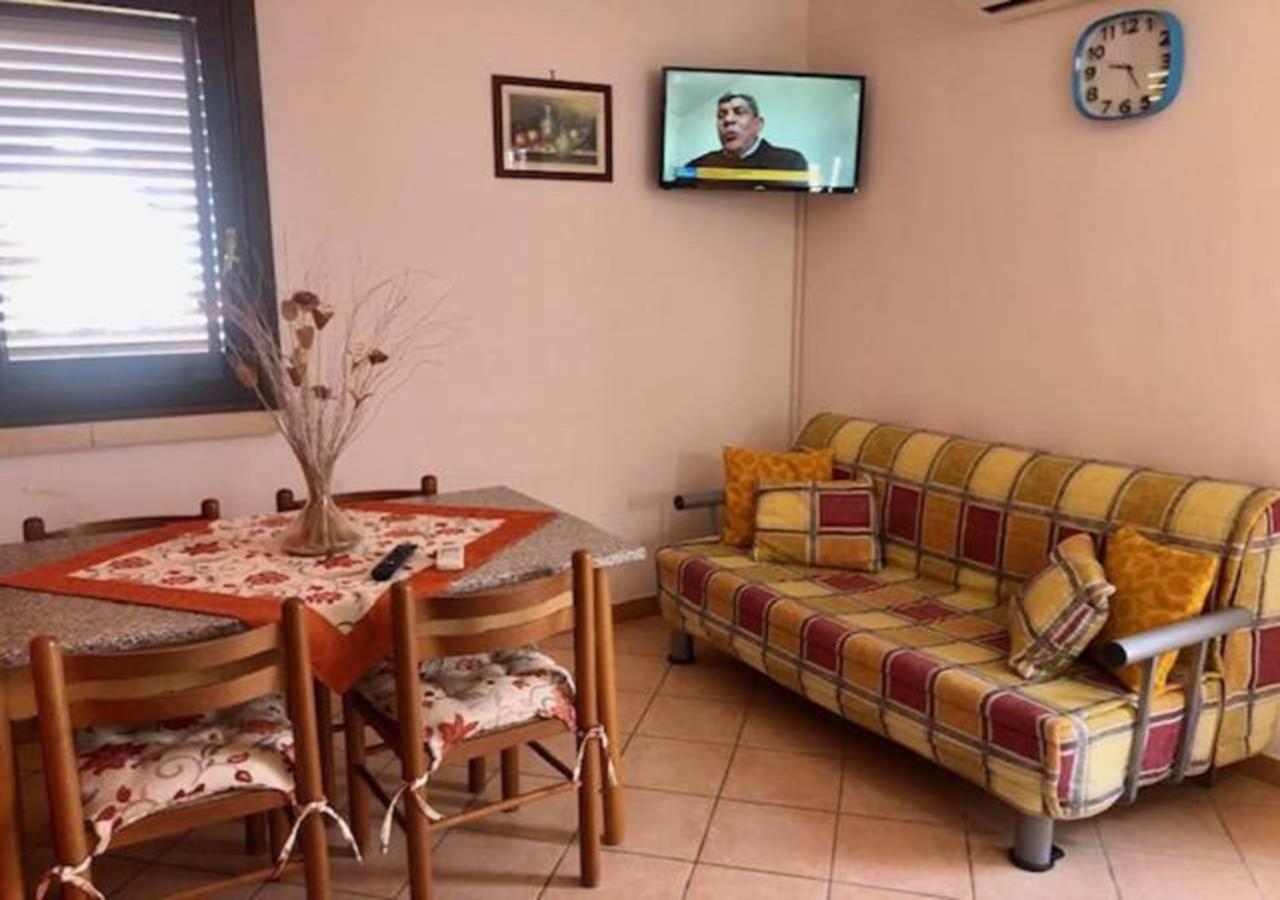 Odegos Appartamento Matilda Roca Exterior foto