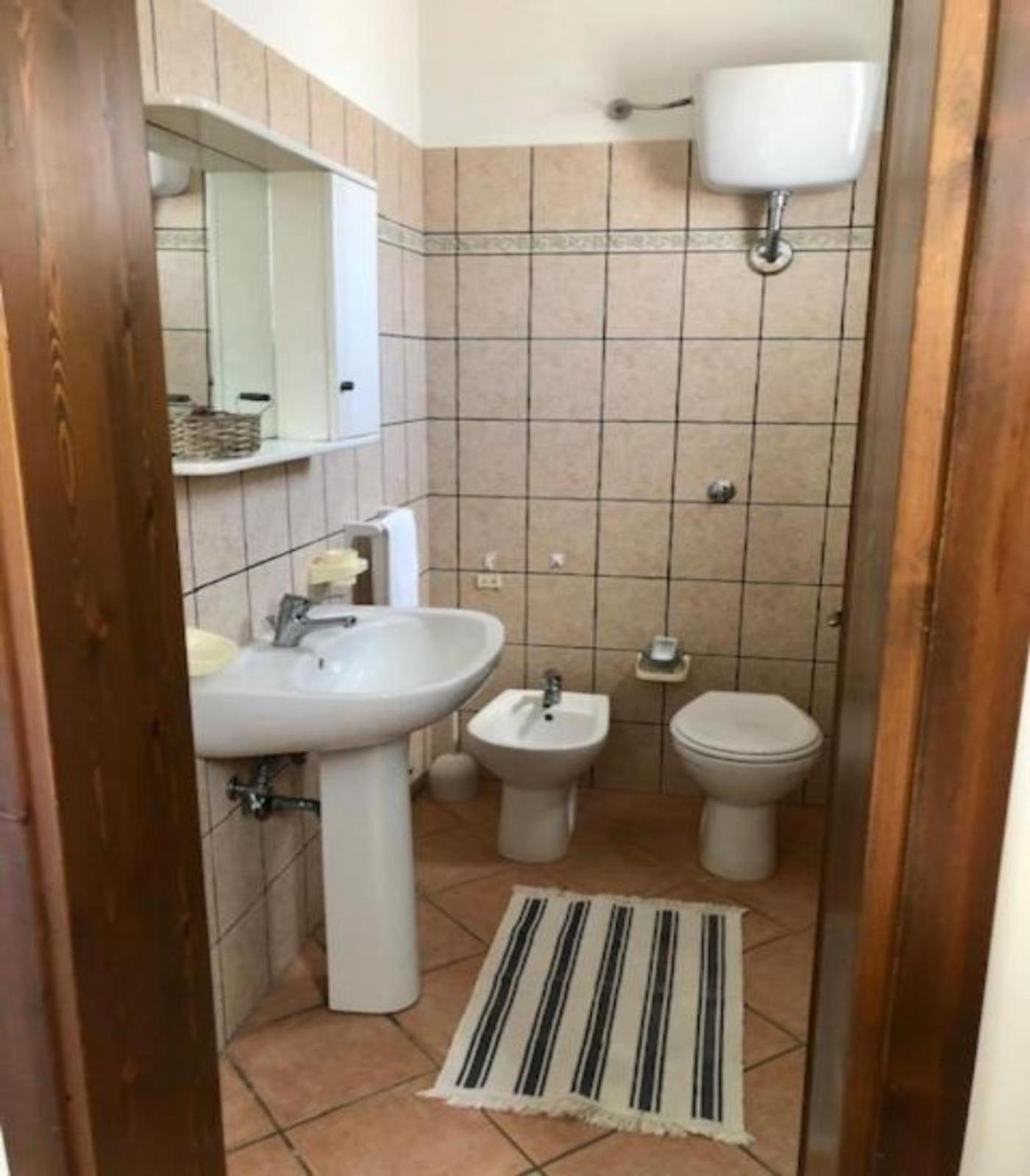 Odegos Appartamento Matilda Roca Exterior foto